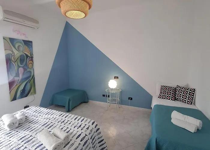 Taste Of With Terrace Неаполь